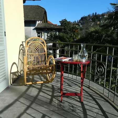 Carducci 24 * Stresa