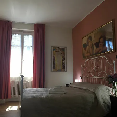 Hotel Carducci 24
